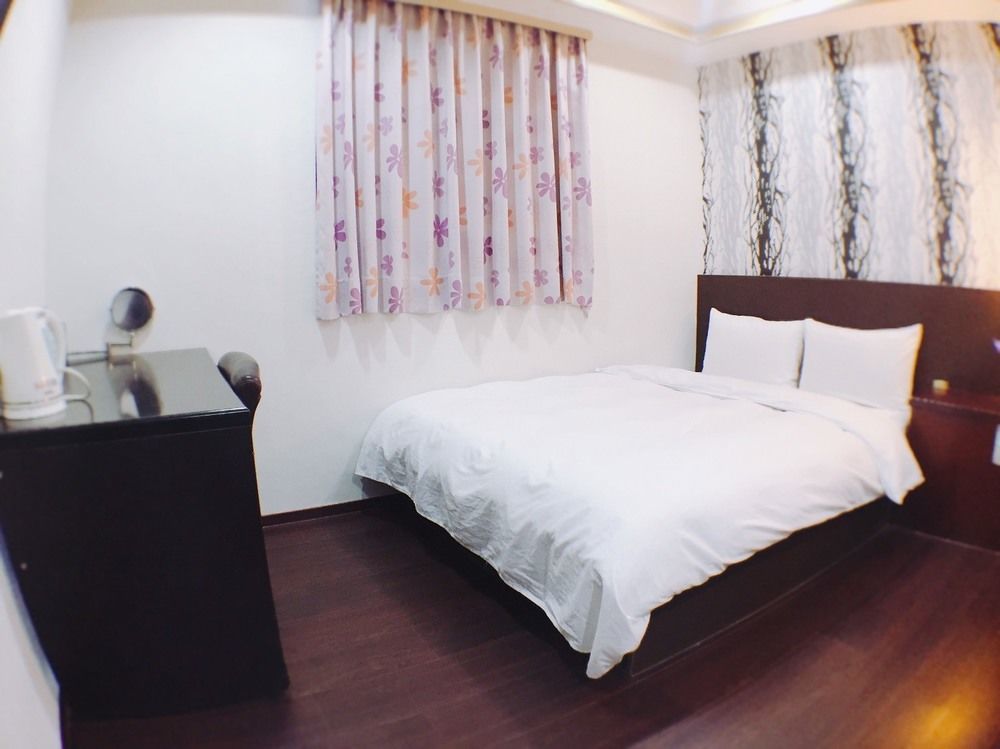 Wl Hotel Hsinchu Exterior photo
