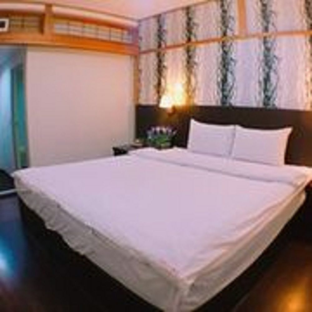 Wl Hotel Hsinchu Exterior photo
